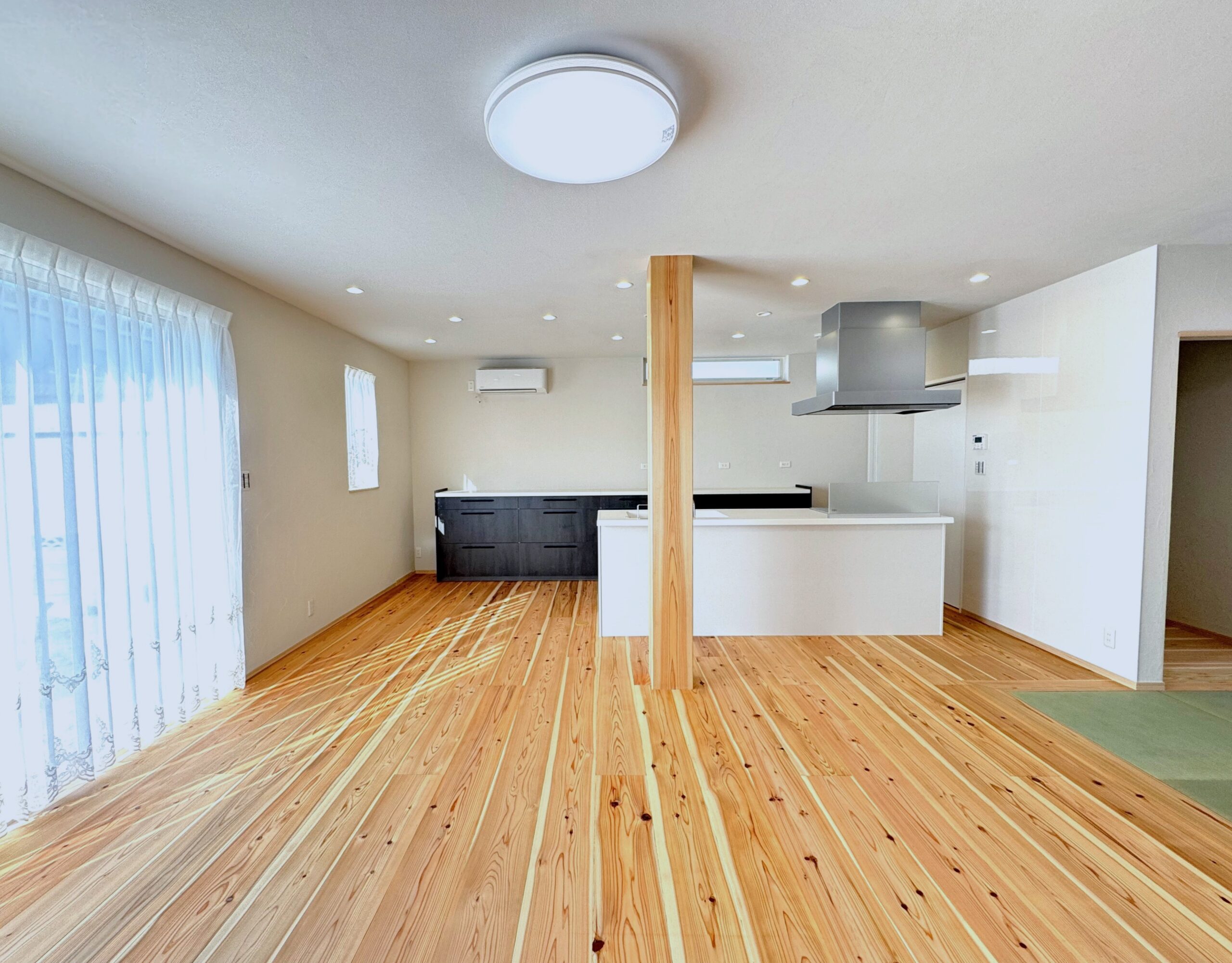 家族時間を育む、やさしい木の住まい